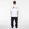 Camiseta con el logotipo del equipo