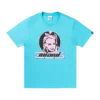 Camiseta con insignia rosa