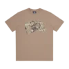 Camiseta con logotipo en arco superpuesto con relleno de camuflaje