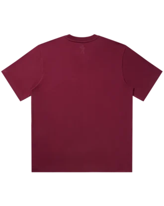 Camiseta con logotipo flocado