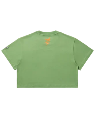 Camiseta corta de mujer con corazón y logotipo en letra cursiva