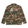 Chaqueta de campo con camuflaje de bosque y Running Dog corriendo