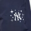 Pantalones cortavientos de nailon de los NY Yankees