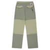 Pantalones tipo paracaídas con paneles