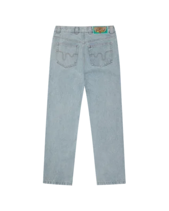 Pantalones vaqueros de doble bolsillo con el perro corriendo