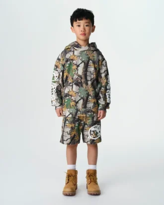 Sudadera con capucha para niños con estampado de camuflaje de árboles